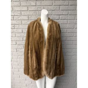 Vintage Tissavel of France women’s Faux Fur Cape Open Poncho Styled by Lepshire